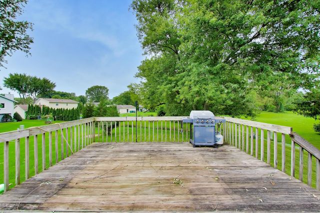 3344 Windy Hill Road, Crown Point, IN 46307