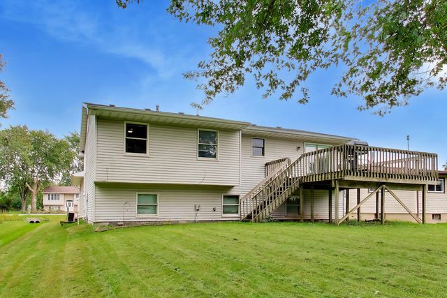 3344 Windy Hill Road, Crown Point, IN 46307