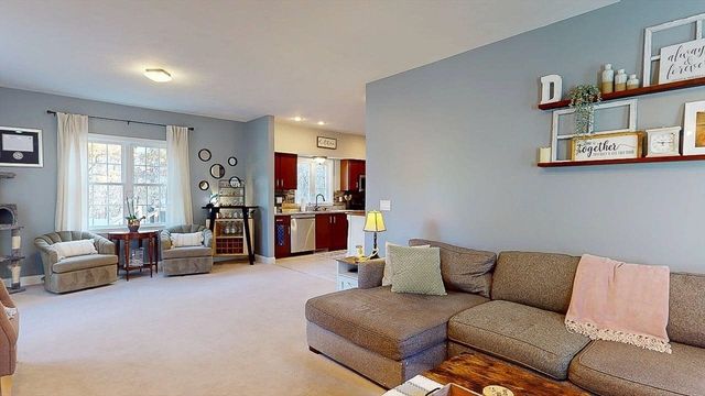 1205 New Braintree Rd, Oakham, MA 01068