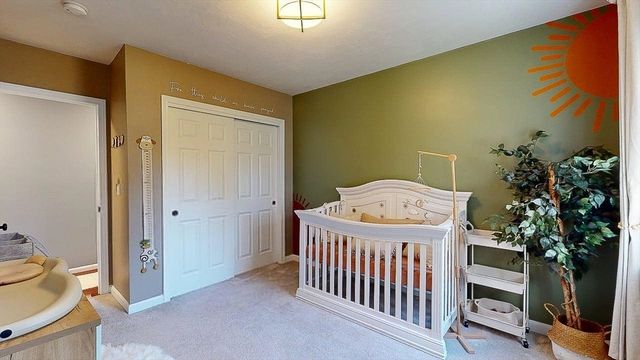 1205 New Braintree Rd, Oakham, MA 01068