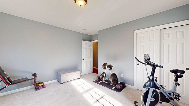 1205 New Braintree Rd, Oakham, MA 01068