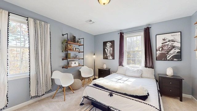 1205 New Braintree Rd, Oakham, MA 01068