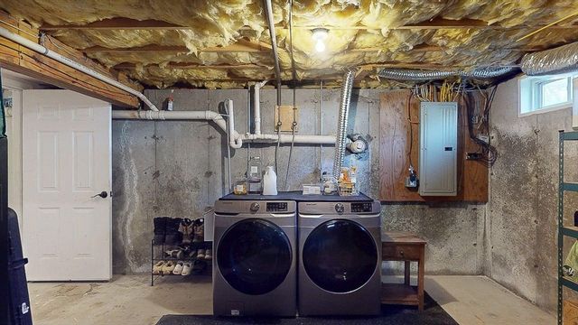 1205 New Braintree Rd, Oakham, MA 01068