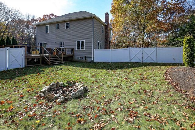 1205 New Braintree Rd, Oakham, MA 01068