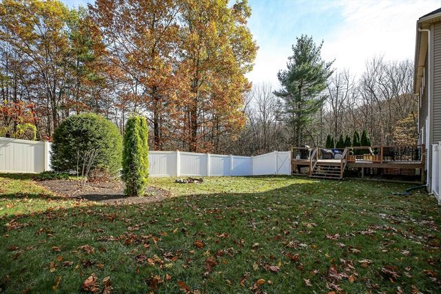 1205 New Braintree Rd, Oakham, MA 01068