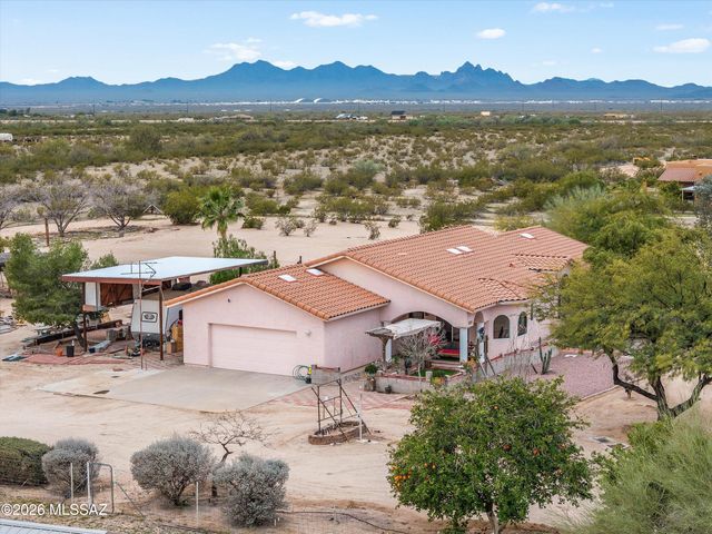 30239 E Little Crow Road, Marana, AZ 85658