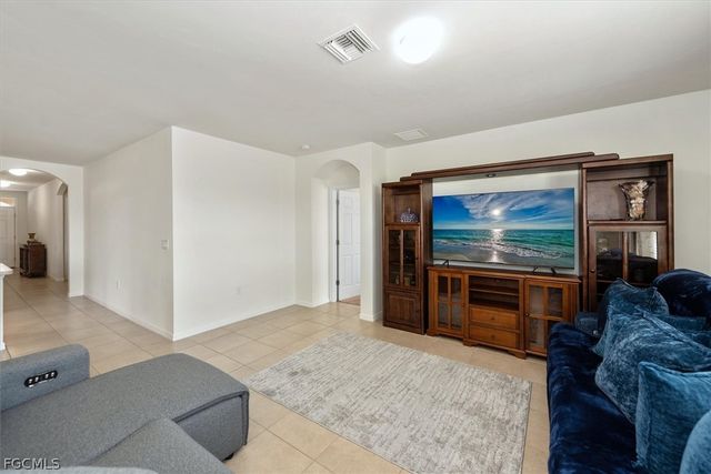 8150 Gopher Tortoise TRL, Lehigh Acres, FL 33972