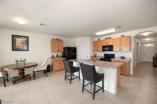 8150 Gopher Tortoise TRL, Lehigh Acres, FL 33972