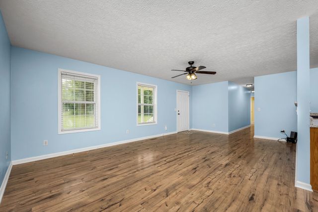 45 McAllister Ln, Woodbury, TN 37190