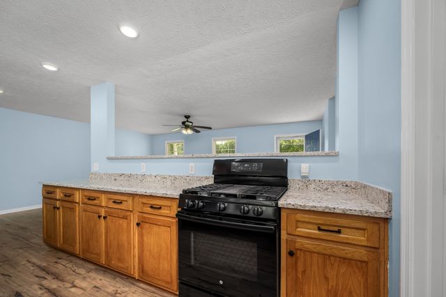 45 McAllister Ln, Woodbury, TN 37190