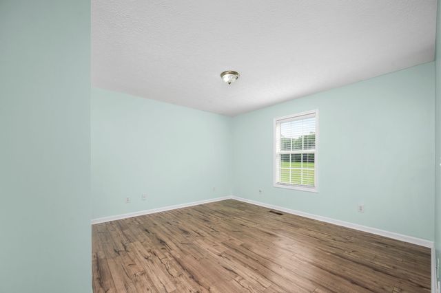 45 McAllister Ln, Woodbury, TN 37190