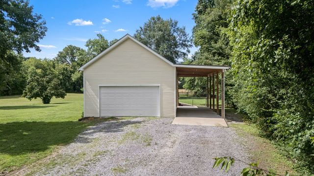 45 McAllister Ln, Woodbury, TN 37190