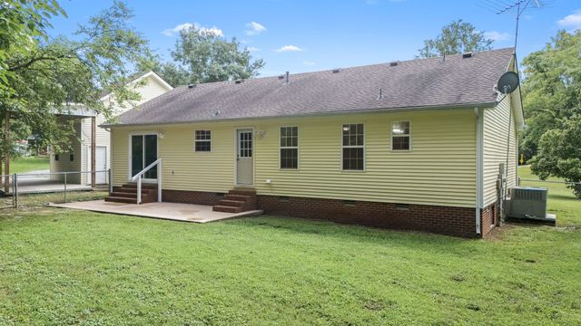 45 McAllister Ln, Woodbury, TN 37190