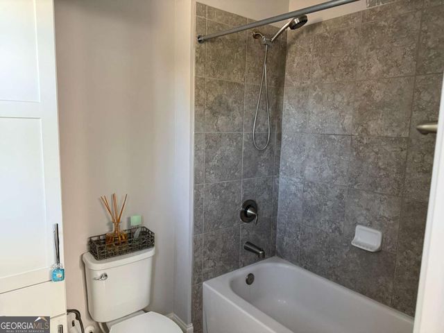 5670 Bridleton Crossing, Suwanee, GA 30024