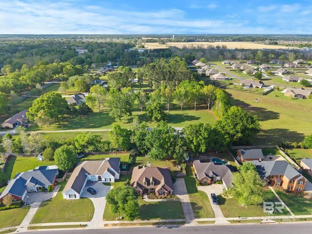 25489 Ravenwood Circle, Daphne, AL 36526