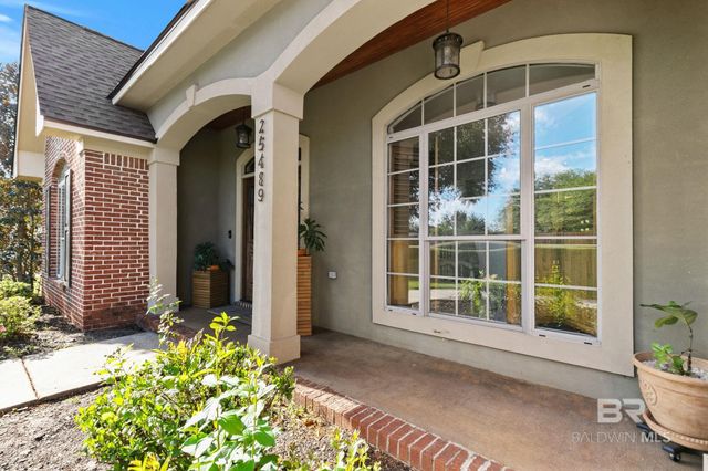 25489 Ravenwood Circle, Daphne, AL 36526
