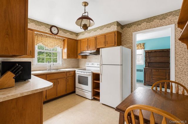 968 Glenwood Road, West Hempstead, NY 11552