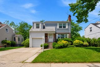 968 Glenwood Road, West Hempstead, NY 11552