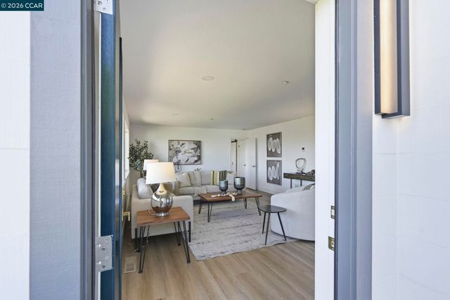 20 Surmont Ct, Lafayette, CA 94549