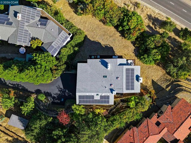 20 Surmont Ct, Lafayette, CA 94549
