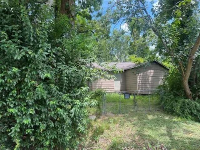 6025 Woodview Drive, Houston, TX 77396