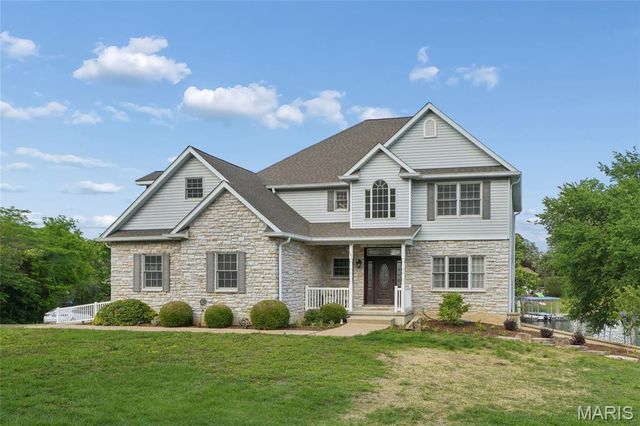 101 W Lakeview Drive, De Soto, MO 63020