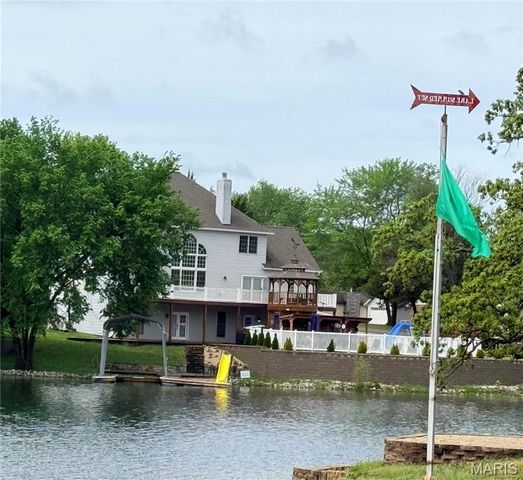 101 W Lakeview Drive, De Soto, MO 63020