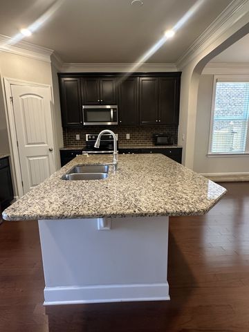 5448 Pisano St, Mount Juliet, TN 37122