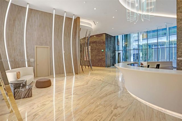 1000 Brickell Plaza 1904, Miami, FL 33131