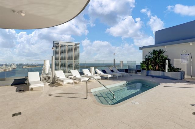 1000 Brickell Plaza 1904, Miami, FL 33131