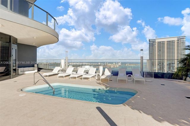 1000 Brickell Plaza 1904, Miami, FL 33131