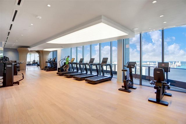 1000 Brickell Plaza 1904, Miami, FL 33131