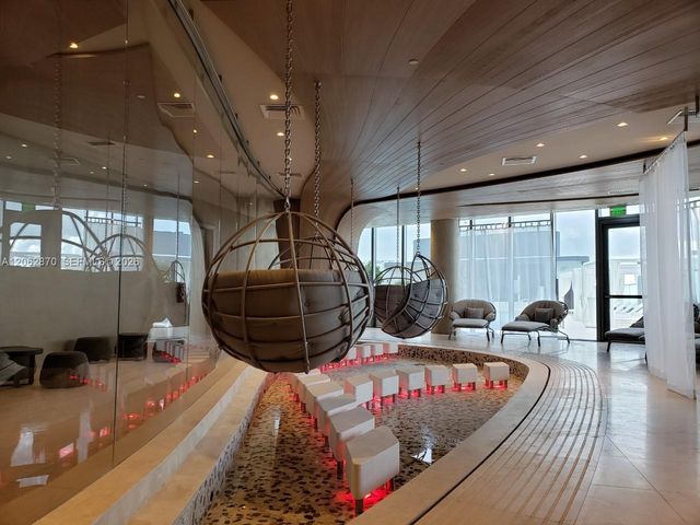 1000 Brickell Plaza 1904, Miami, FL 33131