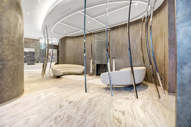 1000 Brickell Plaza 1904, Miami, FL 33131