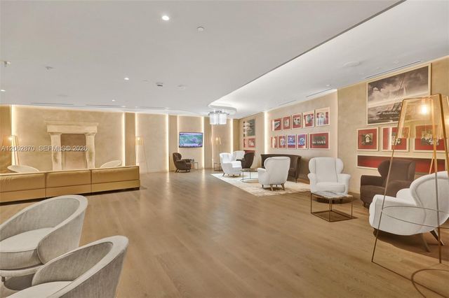 1000 Brickell Plaza 1904, Miami, FL 33131