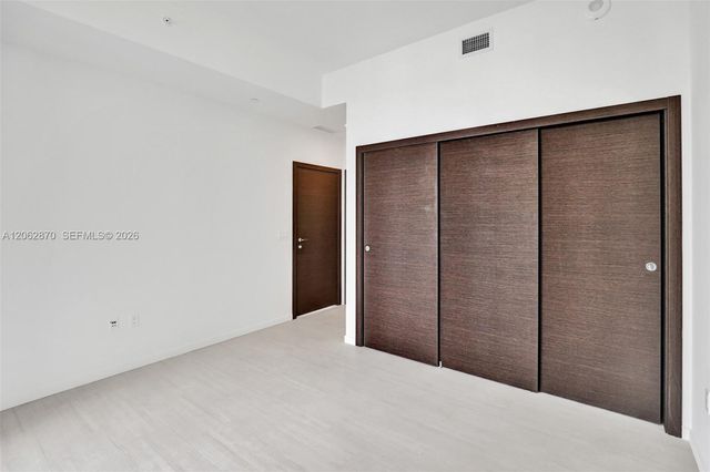 1000 Brickell Plaza 1904, Miami, FL 33131