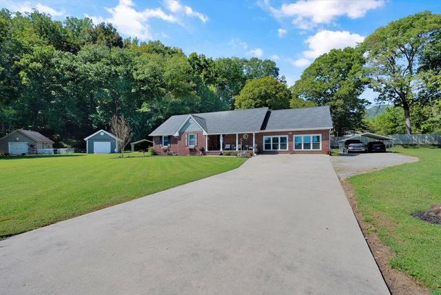 712 Kilgore St, Jasper, TN 37347