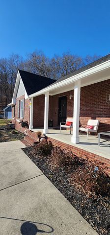 712 Kilgore St, Jasper, TN 37347