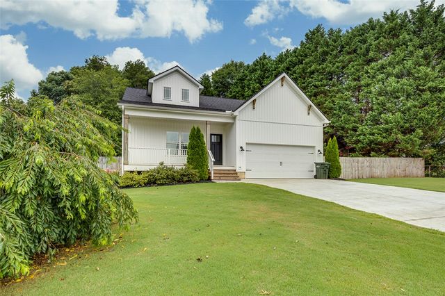 202 Meadow Lane, Easley, SC 29642