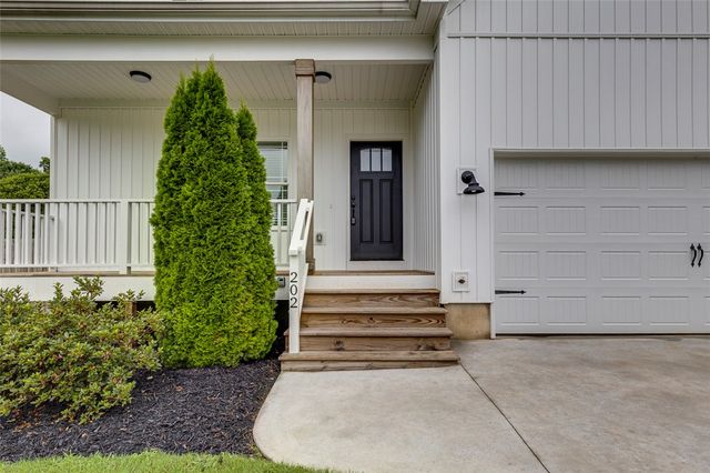 202 Meadow Lane, Easley, SC 29642