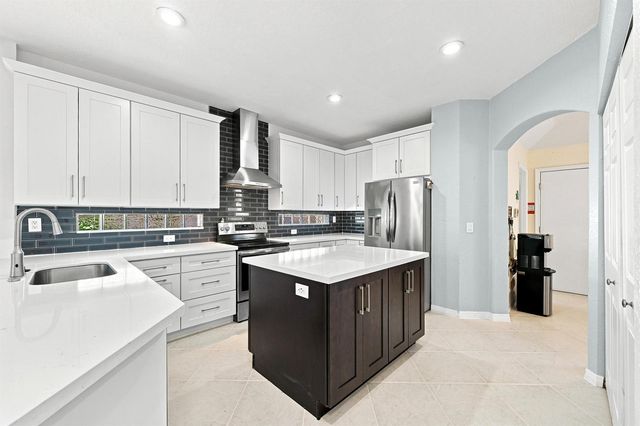 12115 NW 52nd Court, Coral Springs, FL 33076