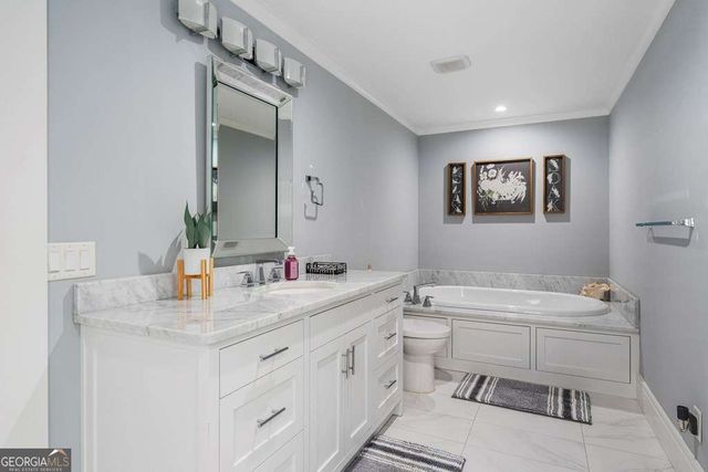 677 Layfield Branch Road, Hamilton, GA 31811