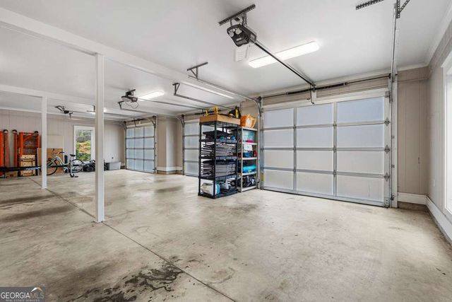 677 Layfield Branch Road, Hamilton, GA 31811
