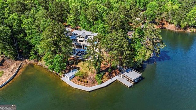 677 Layfield Branch Road, Hamilton, GA 31811