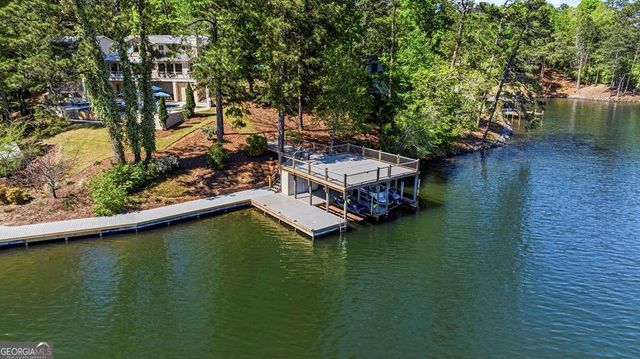 677 Layfield Branch Road, Hamilton, GA 31811
