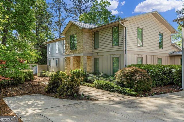 677 Layfield Branch Road, Hamilton, GA 31811