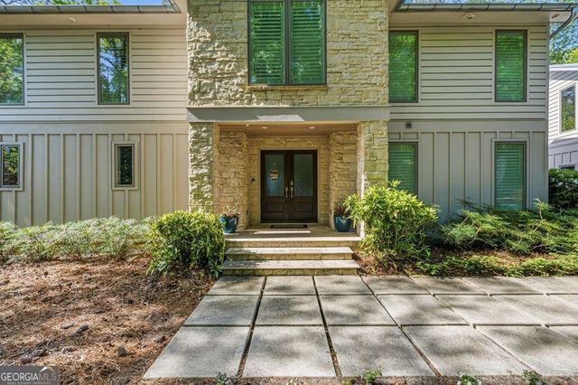 677 Layfield Branch Road, Hamilton, GA 31811