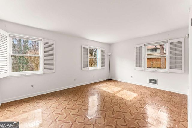 1002 Dixon Drive, Gainesville, GA 30501