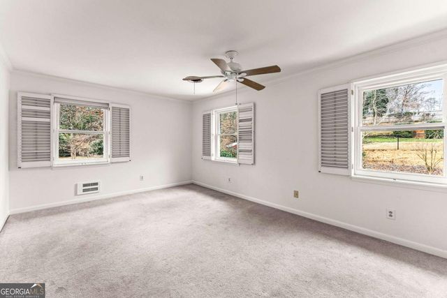 1002 Dixon Drive, Gainesville, GA 30501