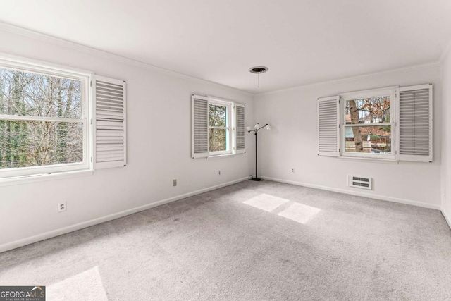 1002 Dixon Drive, Gainesville, GA 30501